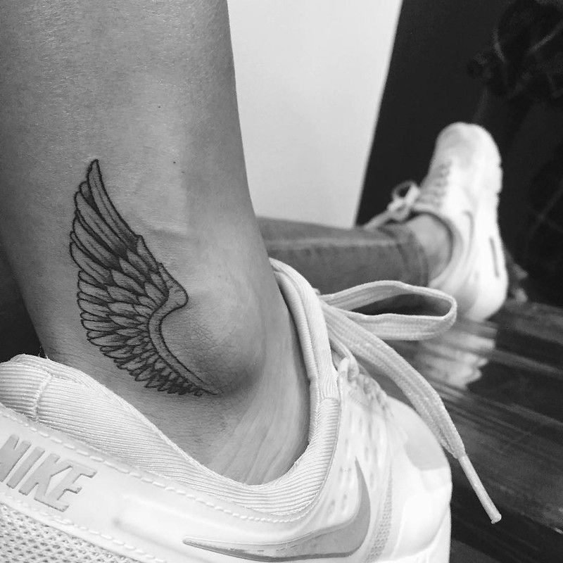Tatuajes de alas 11