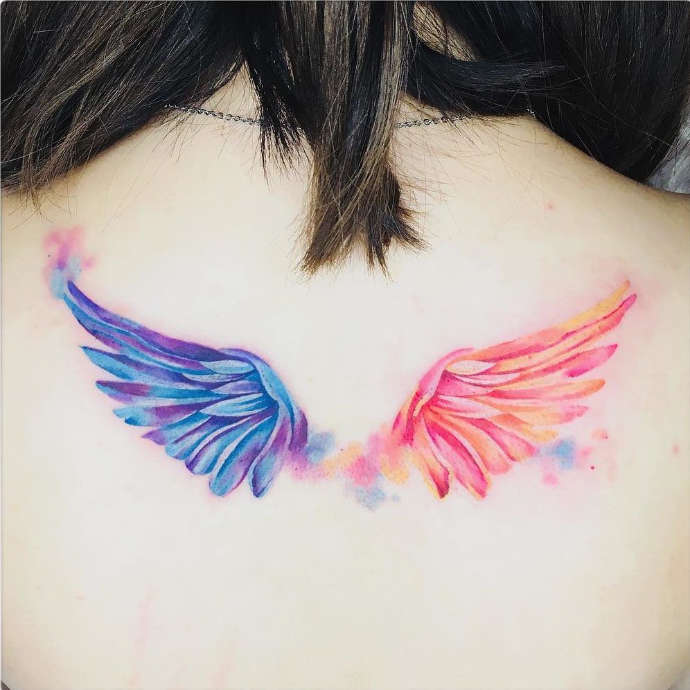 Tatuajes de alas para mujeres 10