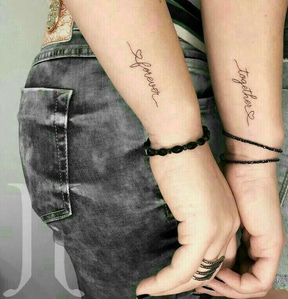 Tatuajes de amigas 29