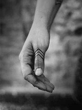 Tatuajes de anillos 8