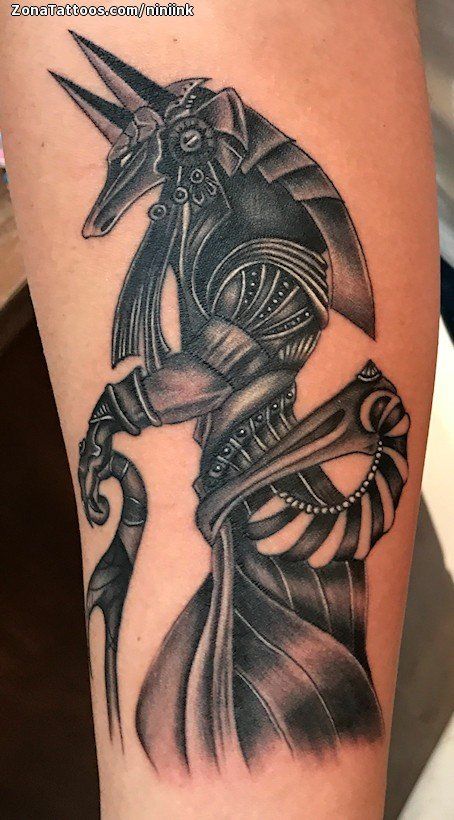 Tatuajes de anubis 13