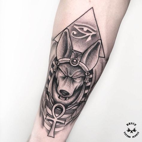 Tatuajes de anubis 6