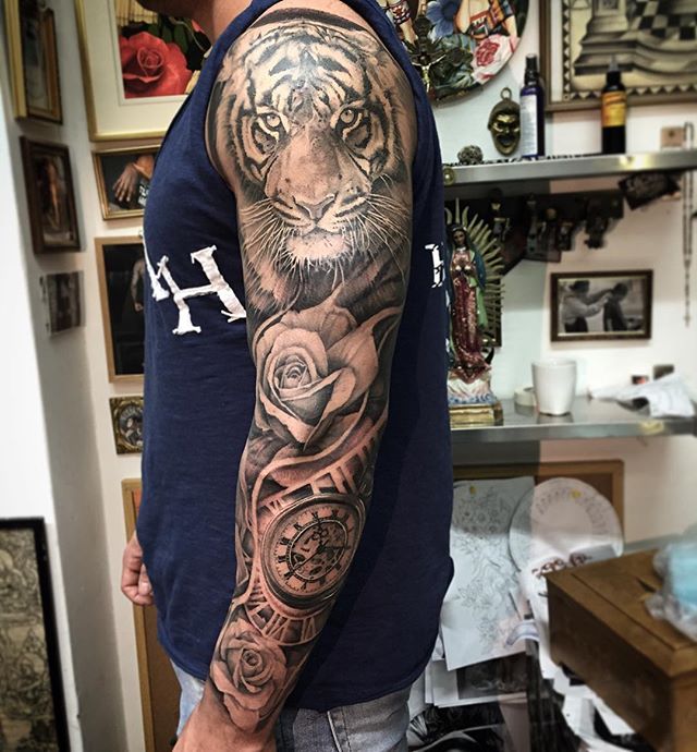 Tattoos of brazo entero 13