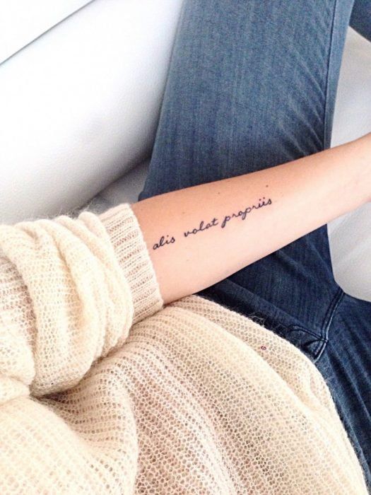 Tattoos of brazo mujer 24