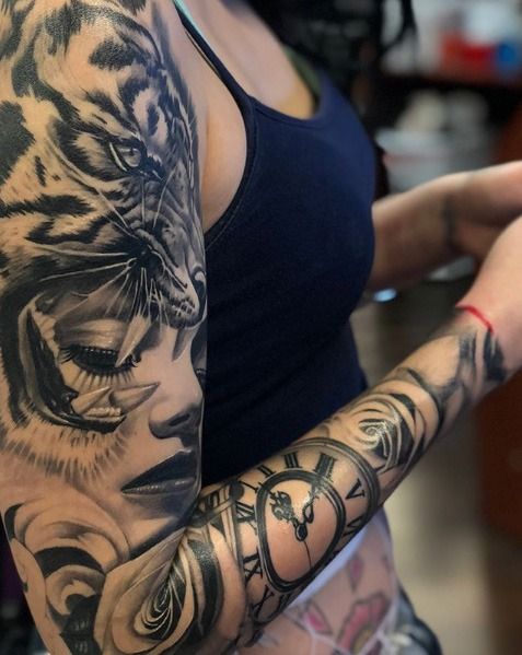 Tattoos of brazo mujer 23
