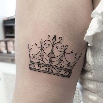 Tattoos of coronas 13