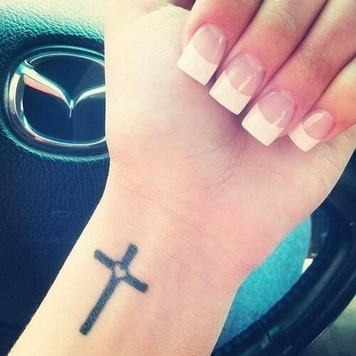 Tatuaggi di cruz 10