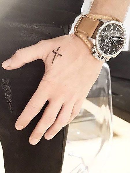 Tatuaggi di cruz 9