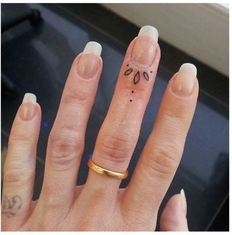 Tattoos of dados 15