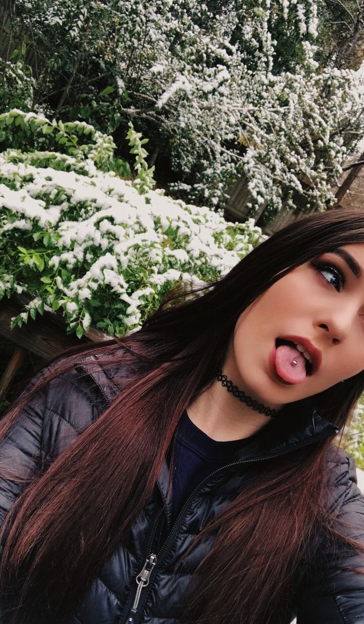Tattoos of dua lipa 34