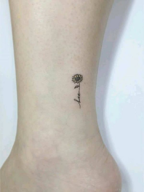 Tattoos von emojis 12