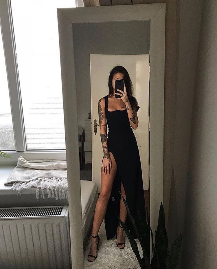 Tattoos von emojis 10