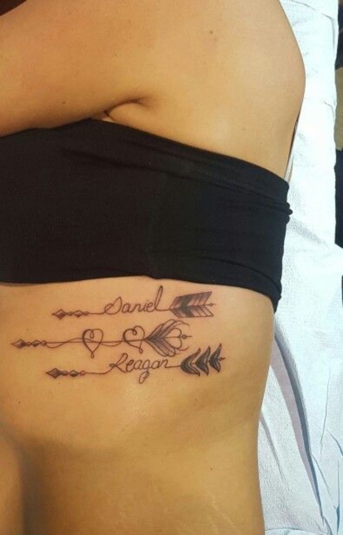 Tattoos von flechas con nombre 21