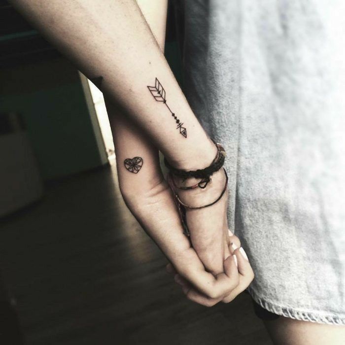 Tattoos von flechas con nombre 3