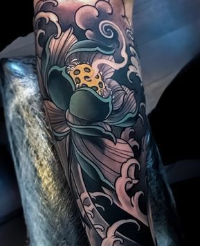 Tattoos of flores japonesas 12