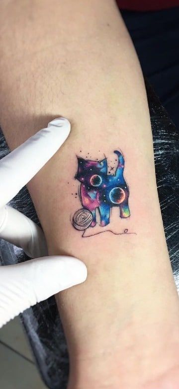 Tatuagens de gatos siluetas 26