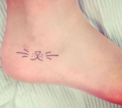 Tatuagens de gatos siluetas 4