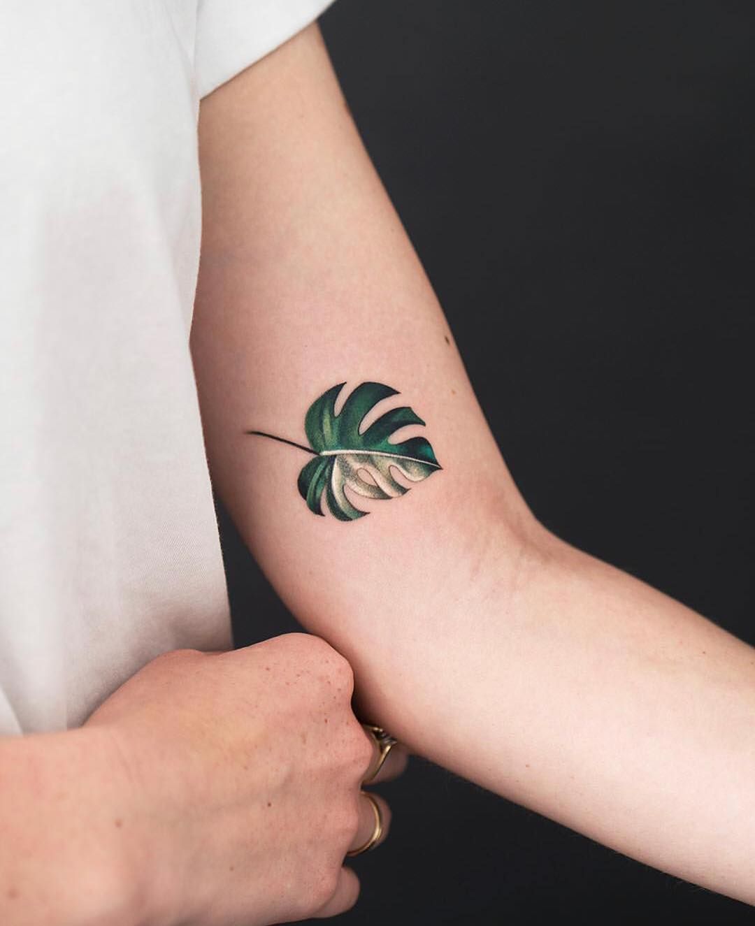 Tattoos of hojas 9