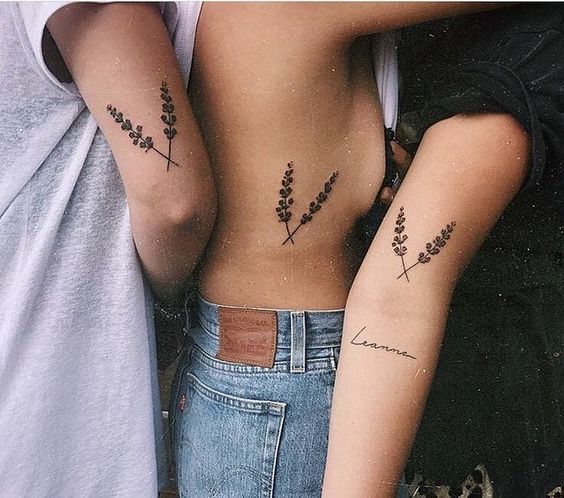 Tatuajes de hojas