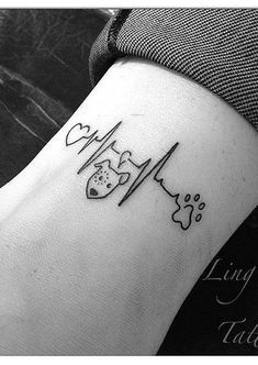 Tattoos of huellas 8