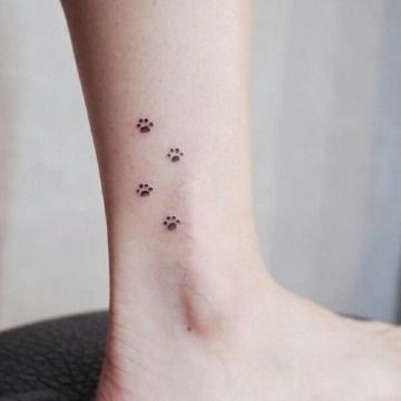 Tatuagens de huellas de gato 17