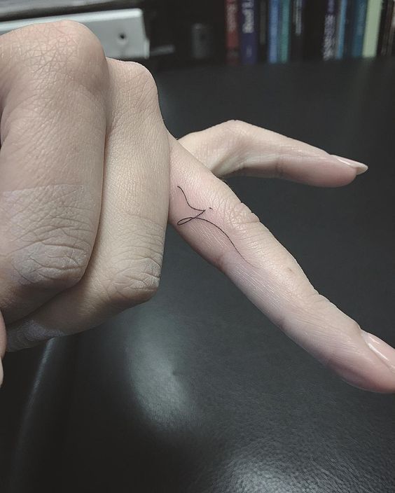 Tatuajes de iniciales 61