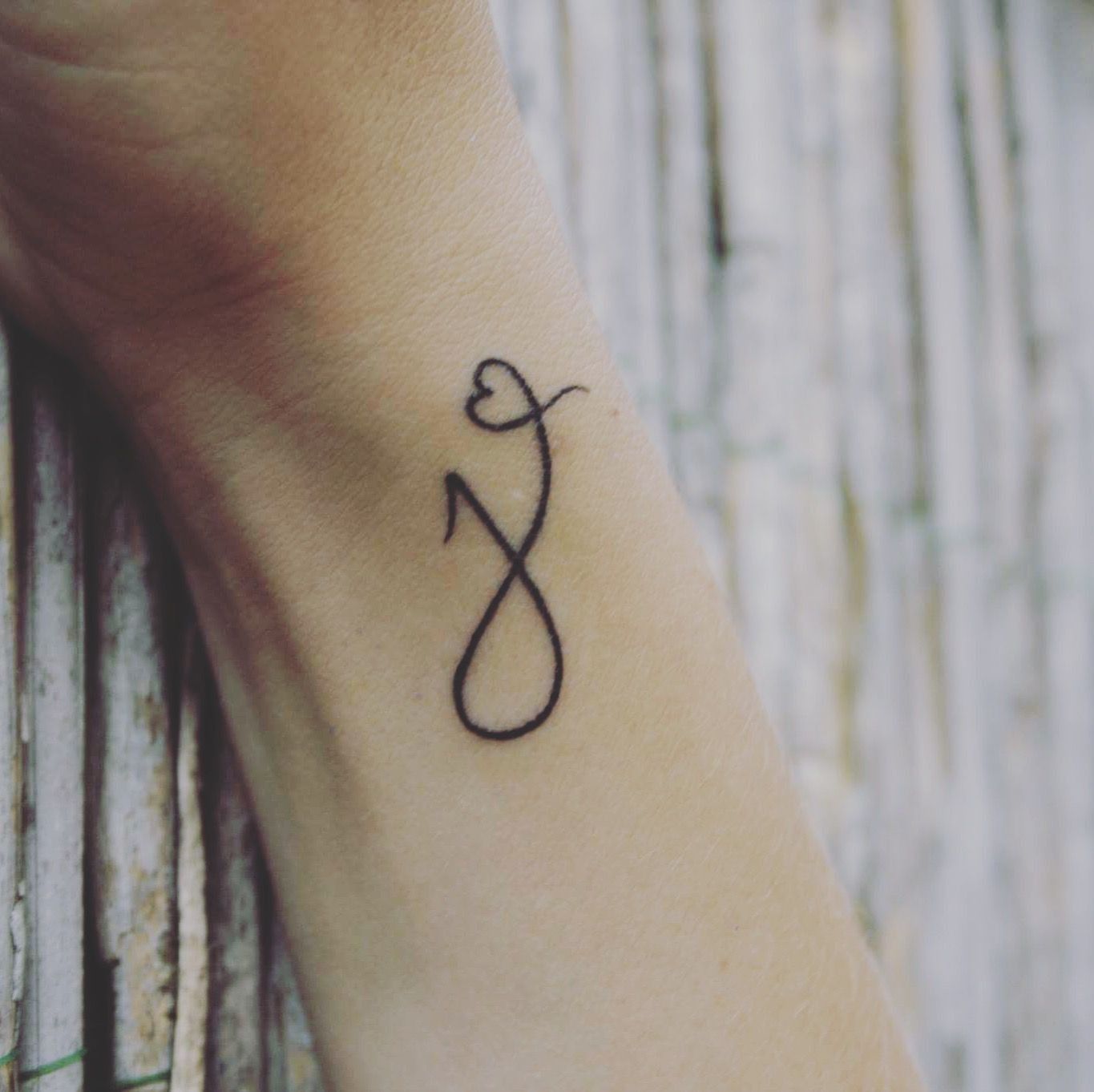 Tatuajes de iniciales 13