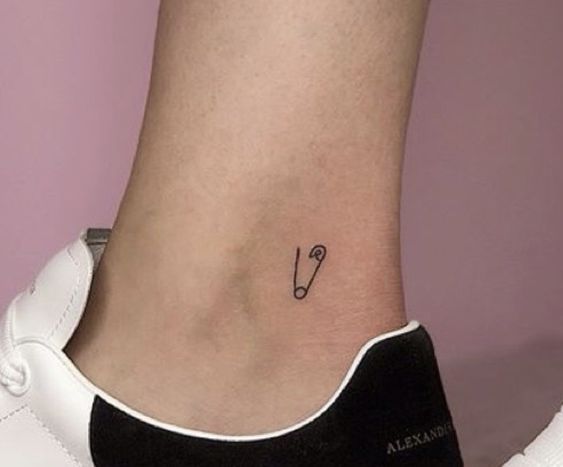 Tattoos von iniciales de nombres 35