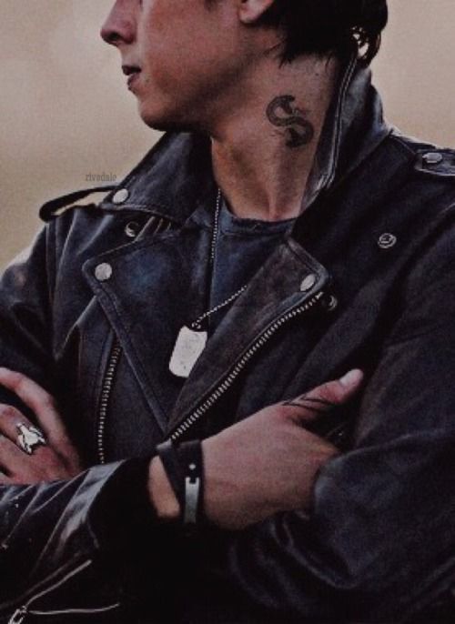 Tattoos von jordan 41