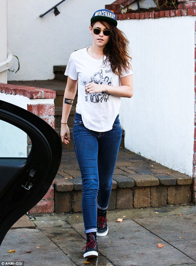 Tattoos von kristen stewart 40