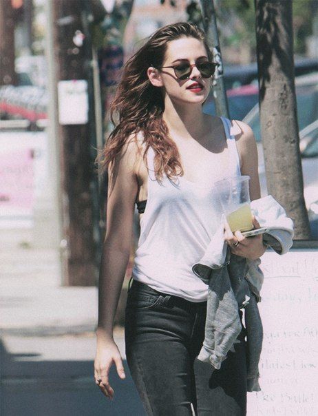 Tattoos von kristen stewart 53