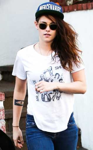 Tattoos von kristen stewart 58