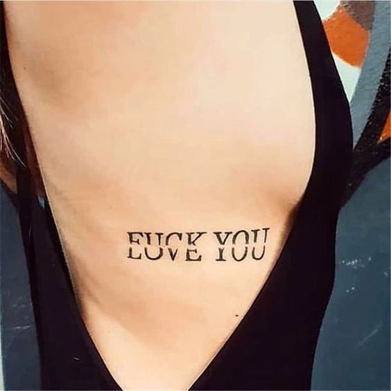 Tatouages de labios 15