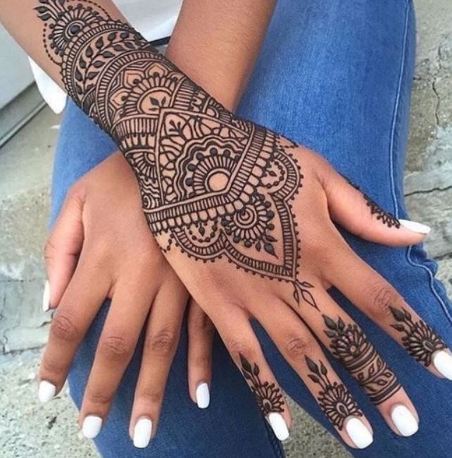 Tattoos of mandalas 13