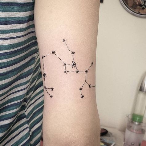 Tattoos von nombre helen 24
