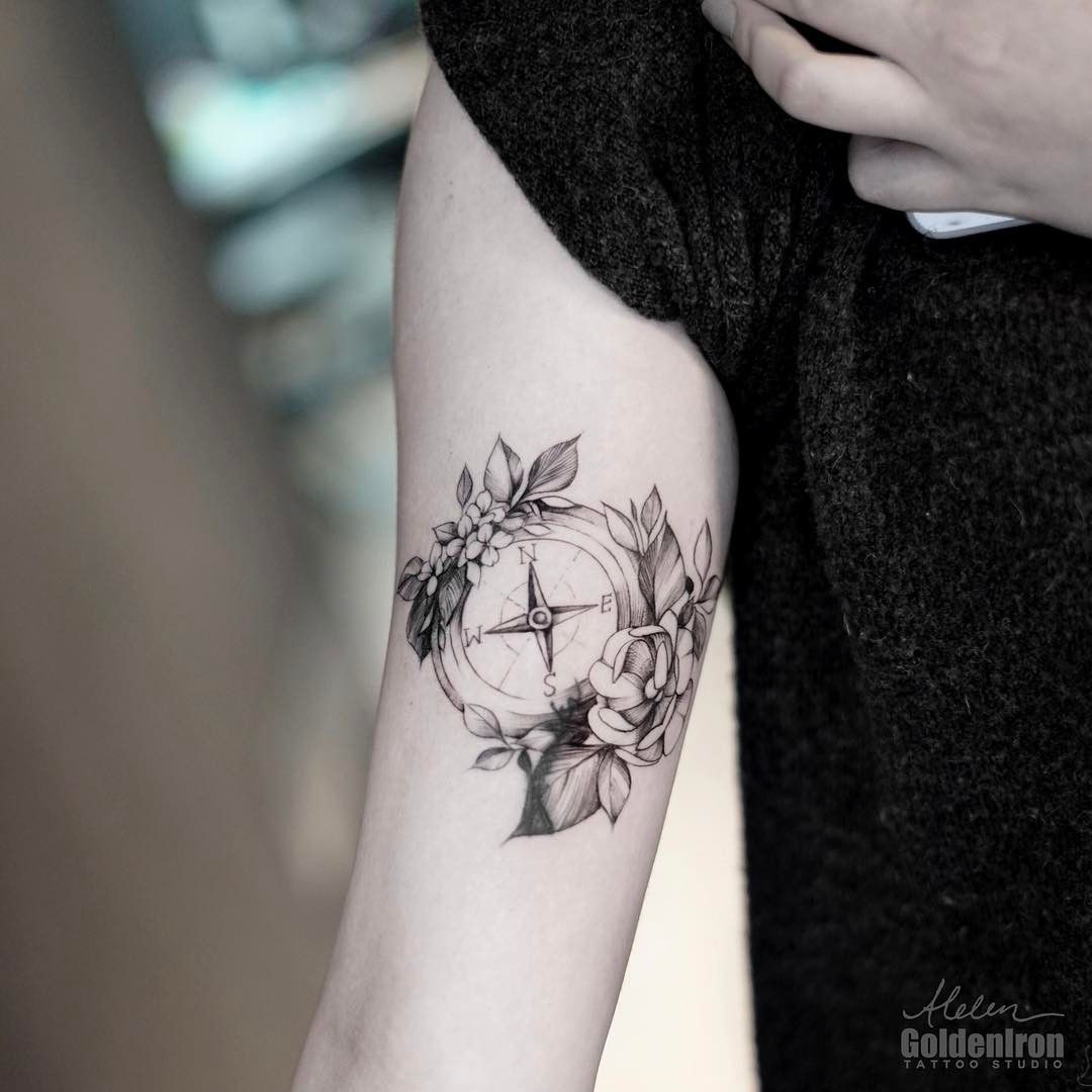 Tattoos von nombre helen 28