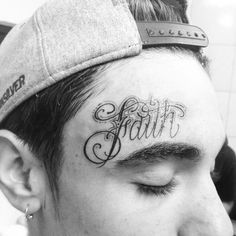 Tatuajes de nombre henry 21