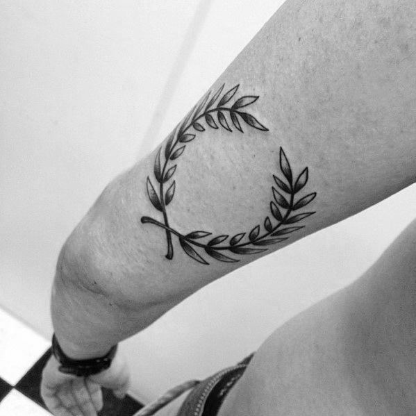Tattoos of nombre uziel 10