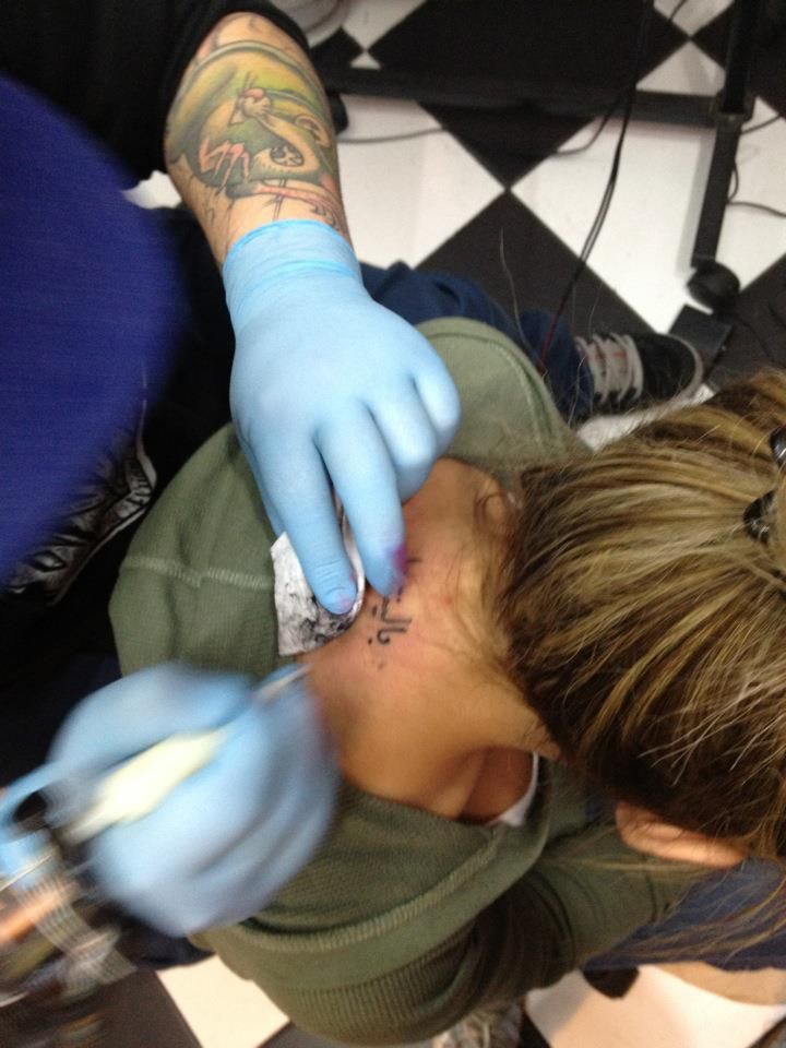 Tatuagens de nombre valentina en arabe 52