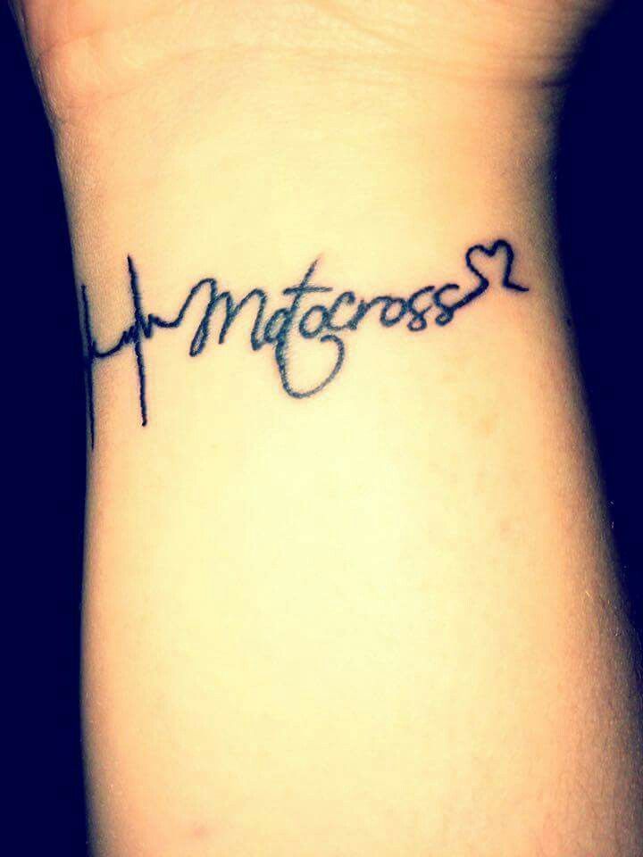Tatuajes de nombre zoe en arabe 12