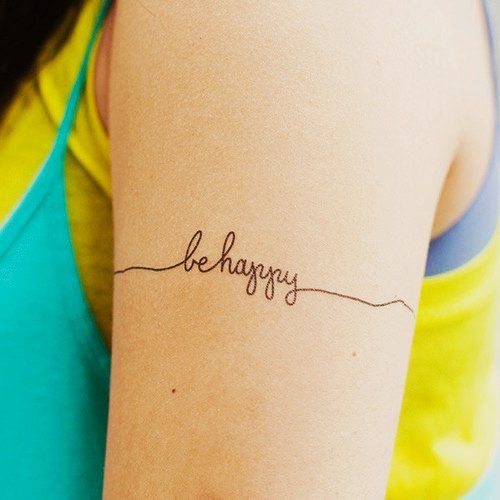 Tattoos of nombre zoe en el brazo 4