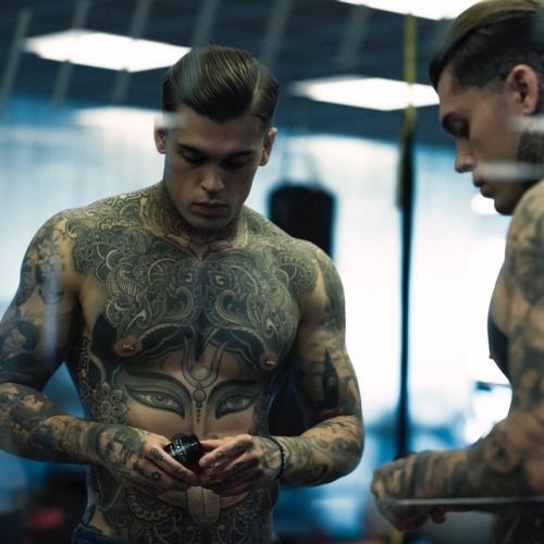 Tatuajes de nombres alexander 7
