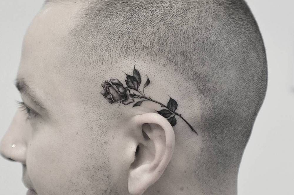 Tatuajes de nombres atras del brazo 3