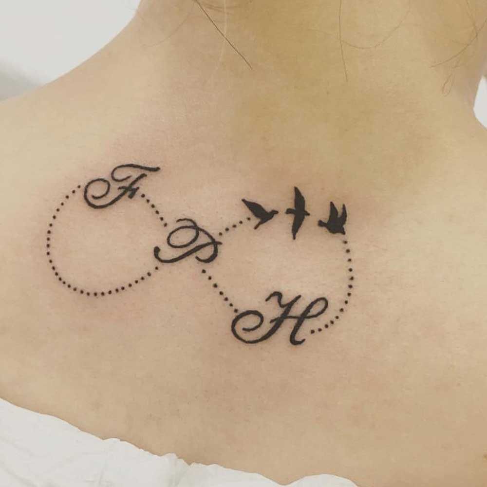 Tattoos von nombres con el simbolo del infinito 6