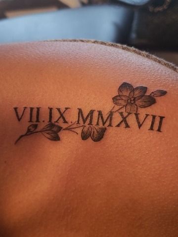 Tatuajes de nombres con fechas