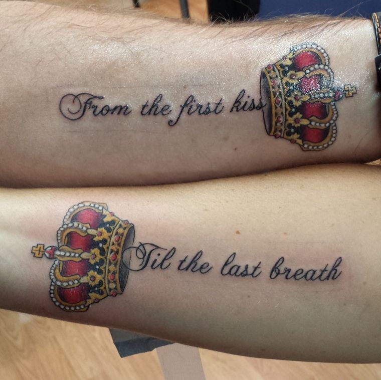 Tatuajes de nombres con una corona 4