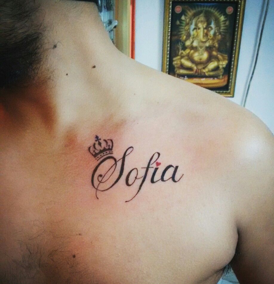Tatuaggi di nombres de hijas en el brazo 6