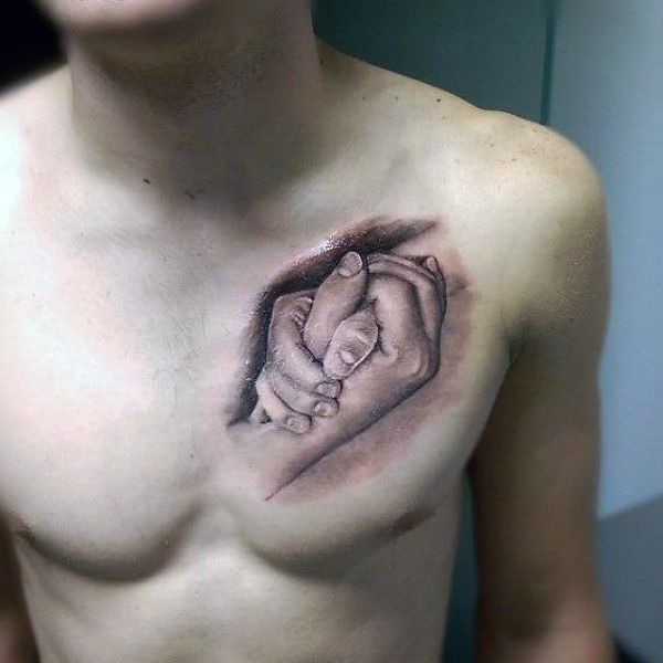 Tatuajes de nombres de hijas para hombres 15