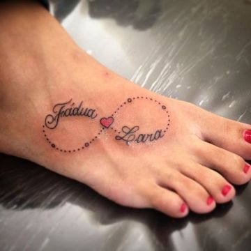 Tatouages de nombres de hijas para mujeres 47