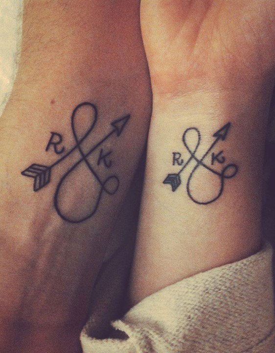 Tatuajes de nombres de parejas 34